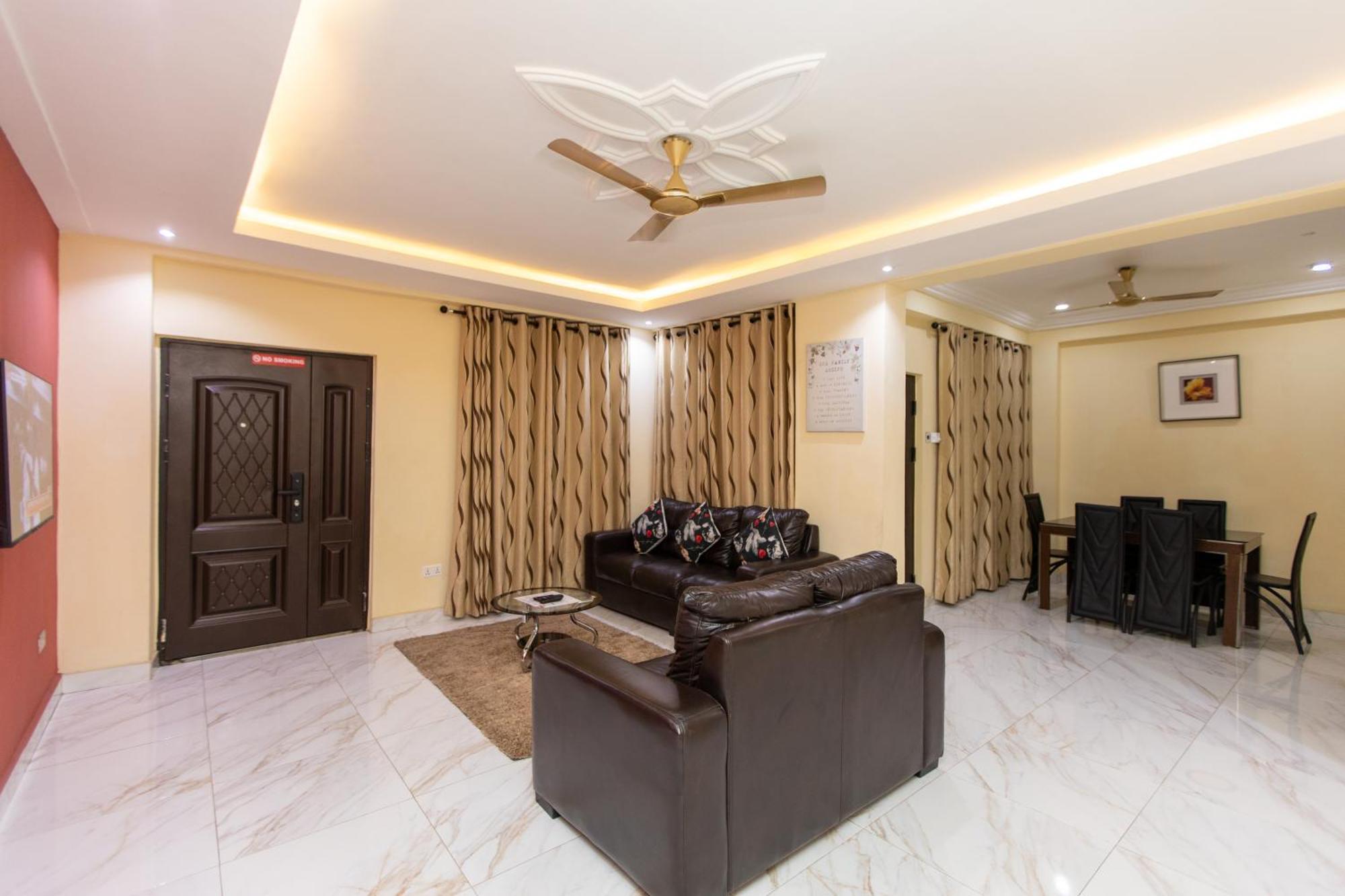 Washington Apartments - Just 25Mins Drive From The Airport Kwashieman Exterior foto