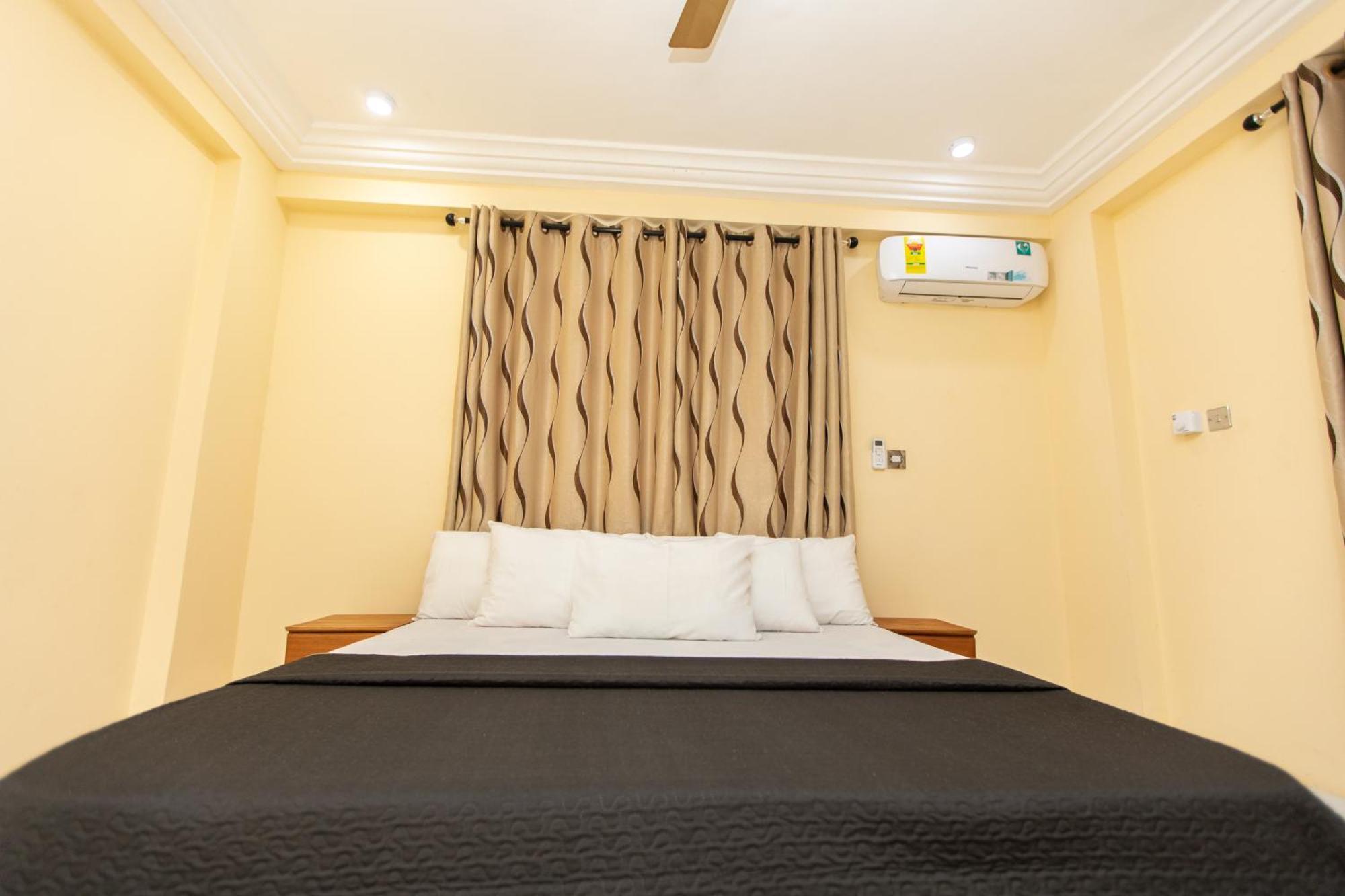Washington Apartments - Just 25Mins Drive From The Airport Kwashieman Exterior foto